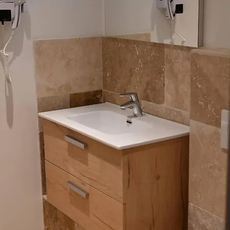 L'arche De מלון *